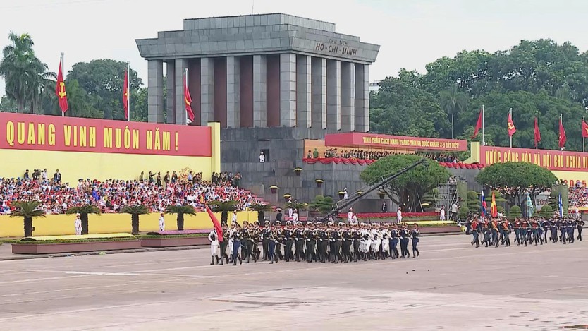 Hùng tráng lễ tổng duyệt chương trình diễu binh, diễu hành kỷ niệm 80 năm Quốc khánh - Ảnh 11.