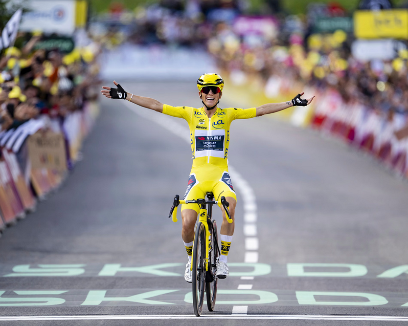 Tay đua nữ người Pháp đầu tiên vô địch Tour de France  - Ảnh 1.