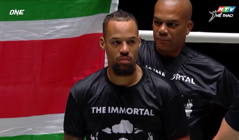 ONE Fight Night 34: Regian Eersel bảo vệ thành công đai ONE Lightweight Muay Thai - Ảnh 1.