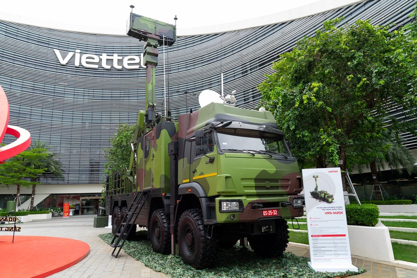 Viettel đặt mục tiêu tăng trưởng 2 con số, đưa Việt Nam trở thành quốc gia xuất khẩu công nghệ cao  - Ảnh 3.