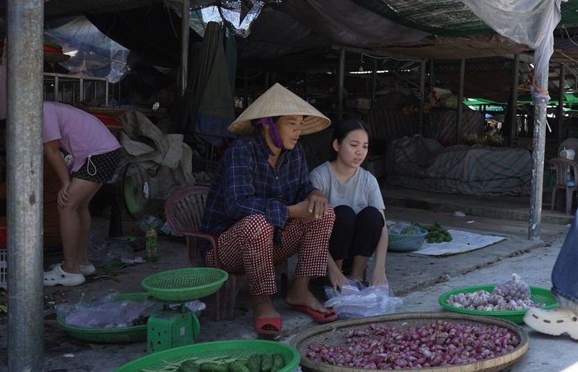 Bảo Châu đến "Mái ấm gia đình" một mình, gánh vác mọi thứ - Ảnh 8.