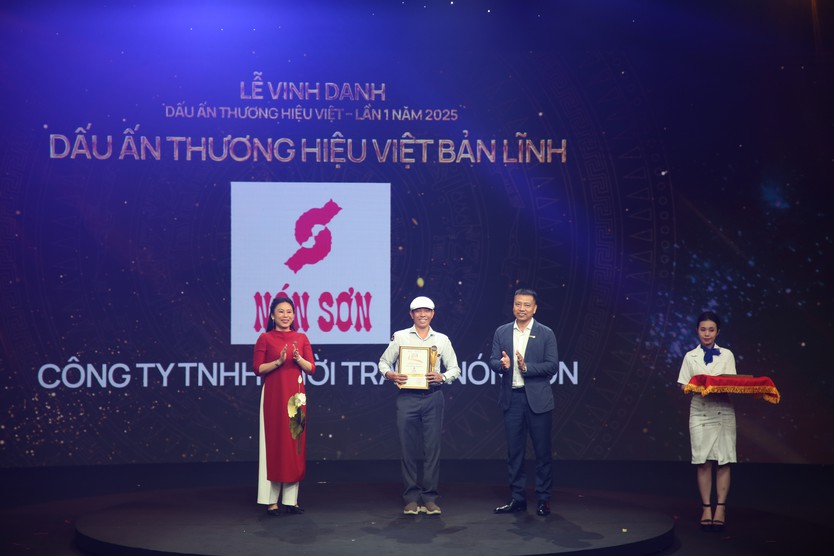 Made by Vietnam Day 2025 vinh danh Dấu Ấn Thương hiệu Việt Bản lĩnh và Thương hiệu Việt Tăng trưởng xanh Bền vững- Ảnh 2.