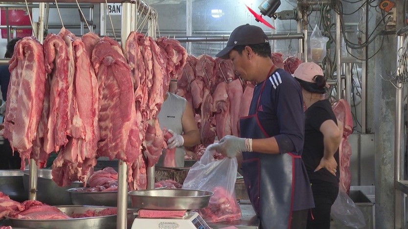 Chủ động phòng dịch tả heo Châu Phi từ vùng chăn nuôi đến chợ đầu mối - Ảnh 7.