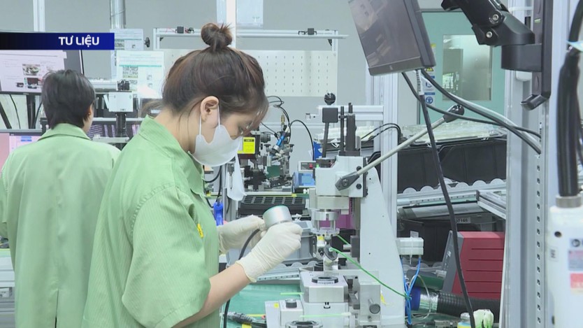 Nhiều gam màu sáng trong kết quả phát triển kinh tế - xã hộI TP.HCM 8 tháng đầu năm 2025 - Ảnh 1.