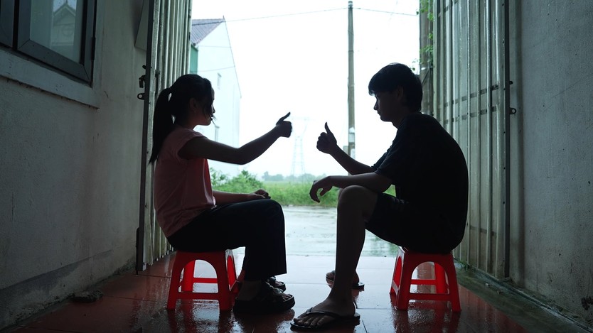 Quỳnh Chi trầm cảm vì mất cha, mẹ làm xa, anh trai khiếm khuyết - Mái ấm gia đình Việt - Ảnh 7.