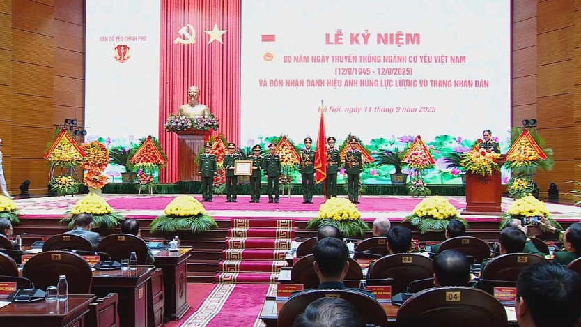 Ban Cơ yếu Chính phủ đón nhận danh hiệu “Anh hùng Lực lượng vũ trang nhân dân” - Ảnh 1.