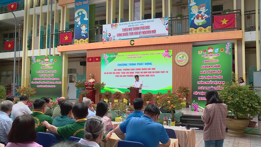 Phong trào “Bình Trưng muôn sắc hoa” chính thức được phát động- Ảnh 1.
