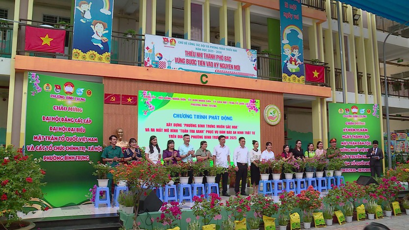 Phong trào “Bình Trưng muôn sắc hoa” chính thức được phát động- Ảnh 2.
