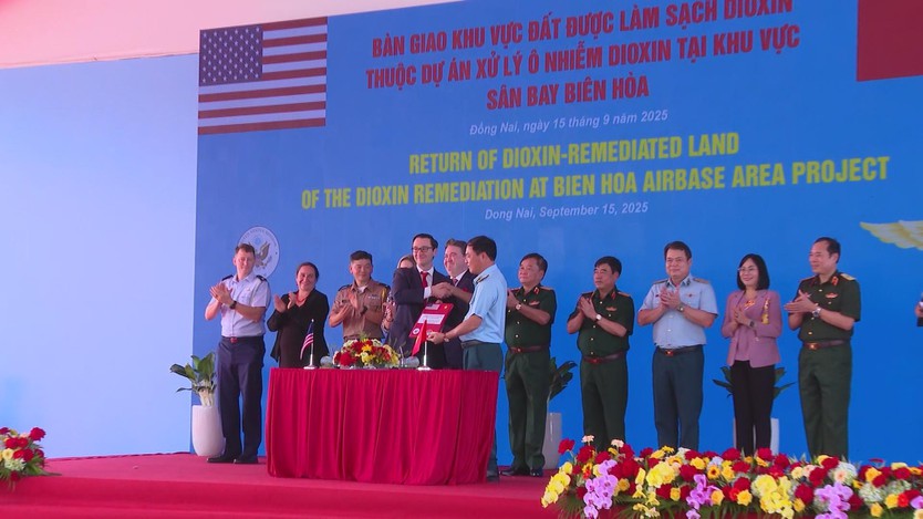 Việt Nam - Hoa Kỳ chung tay khắc phục hậu quả chất độc da cam dioxin - Ảnh 3.