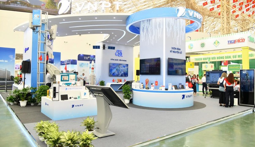 VNPT được trao giải thưởng "Không gian trưng bày tiêu biểu" tại Triển lãm Triển lãm thành tựu đất nước - Ảnh 1.