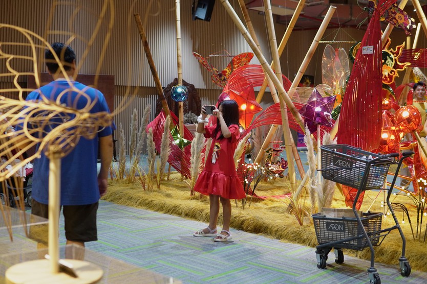 Lung linh mùa trăng tại Parc Mall: Những chiếc đèn lồng kể chuyện dân gian - Ảnh 15.