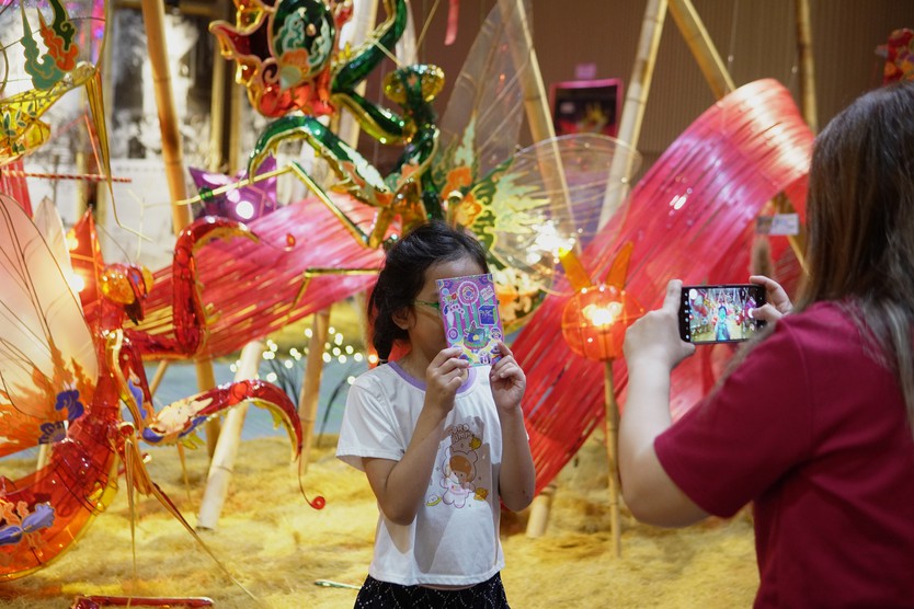 Lung linh mùa trăng tại Parc Mall: Những chiếc đèn lồng kể chuyện dân gian - Ảnh 14.