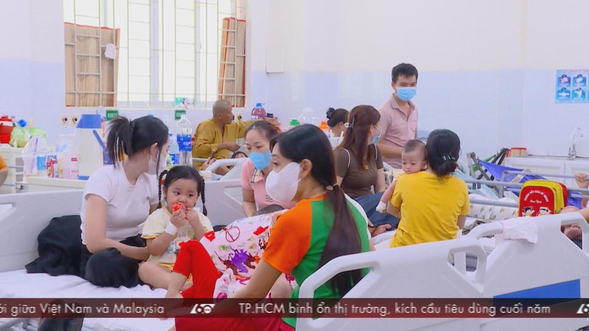 Người Việt sống thọ hơn nhưng 10 năm cuối đời gắn với bệnh tật - Ảnh 2.