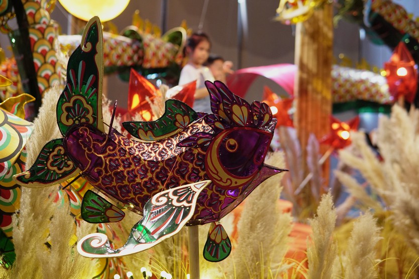 Lung linh mùa trăng tại Parc Mall: Những chiếc đèn lồng kể chuyện dân gian - Ảnh 3.