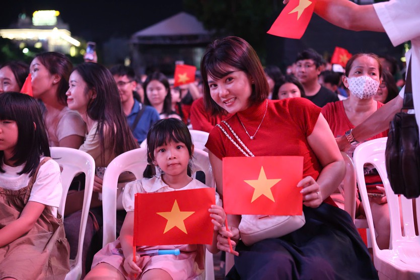 Chương trình nghệ thuật "Ánh sao độc lập": Mãn nhãn và giàu cảm xúc trong đêm Quốc khánh - Ảnh 13.
