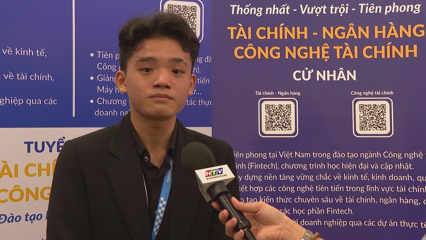 Giải Nhất cuộc thi Attacker 2025 thuộc về sinh viên Trường Đại học Bách khoa, Đại học Quốc gia TP.HCM - Ảnh 4.