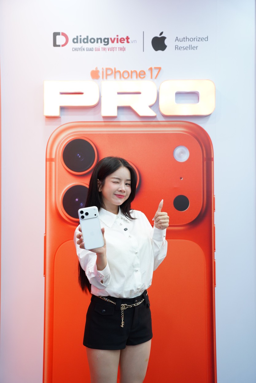 iPhone 17, iPhone Air “gây sốt” ngày chính thức mở bán tại Việt Nam - Ảnh 2.