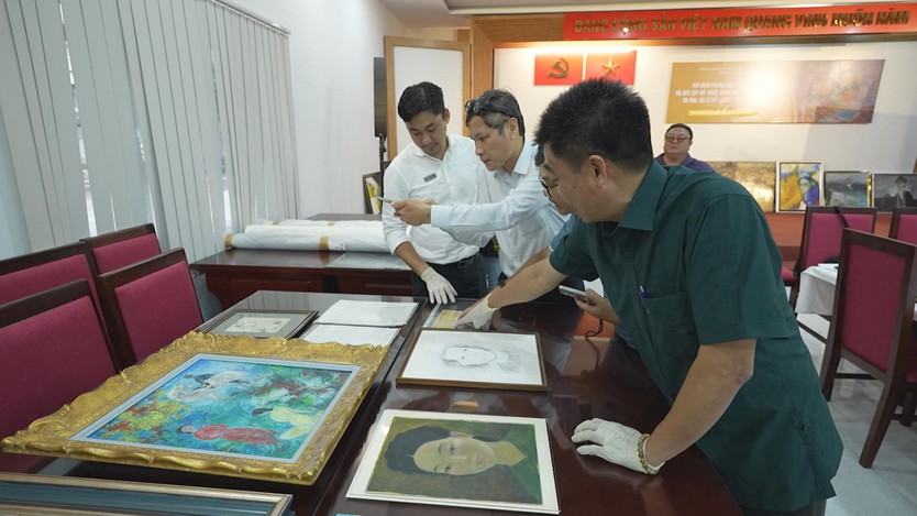 Bảo tàng Mỹ thuật TP.HCM tiếp nhận bộ sưu tập quý “Từ Mỹ thuật Đông Dương đến Mỹ thuật Gia Định (1925 - 1975)” - Ảnh 3.