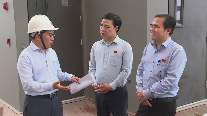 TP.HCM tháo gỡ khó khăn cho lĩnh vực y tế, giáo dục và thể thao - Ảnh 4.