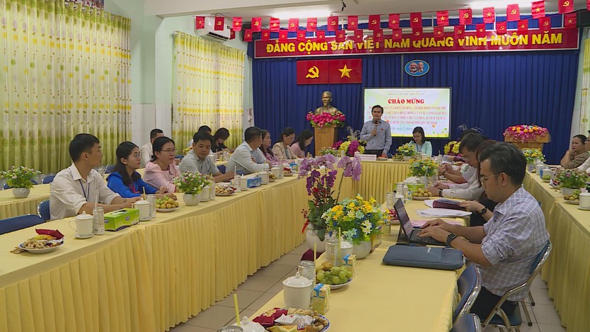 TP.HCM tháo gỡ khó khăn cho lĩnh vực y tế, giáo dục, thể thao trên địa bàn - Ảnh 1.