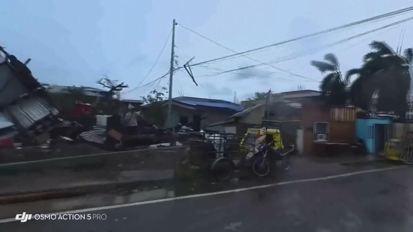 Philippines: Bão Bualoi gây sạt lở và lũ lụt - Ảnh 3.
