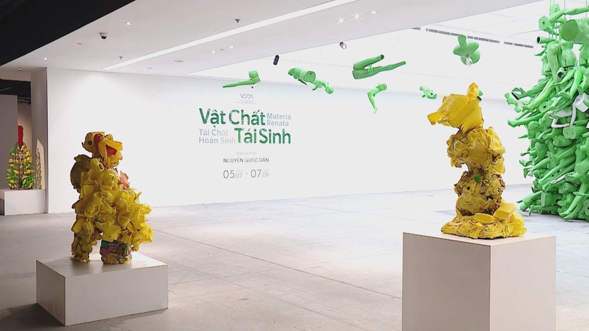 Nghệ thuật từ vật liệu tái chế: Khi rác thải được “Tái chất hoàn sinh” - Ảnh 2.