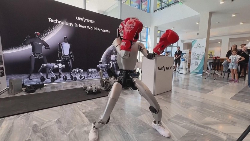 Thế Vận hội Robot hình người đầu tiên tại Hy Lạp - Ảnh 2.