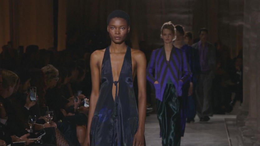 Giorgio Armani giới thiệu thời trang Xuân - Hè 2026 - Ảnh 1.