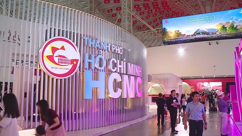 Tầm vóc thời đại và khát vọng tương lai của TP.HCM&nbsp;được giới thiệu tại Triển lãm thành tựu đất nước - Ảnh 1.