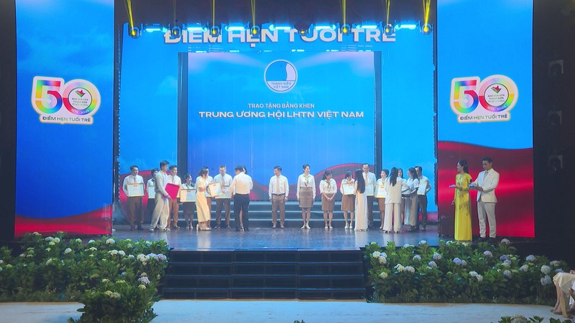 Nhà Văn hóa Thanh niên TP.HCM kỷ niệm 50 năm thành lập: Khẳng định chặng đường mới của tuổi trẻ Thành phố - Ảnh 4.