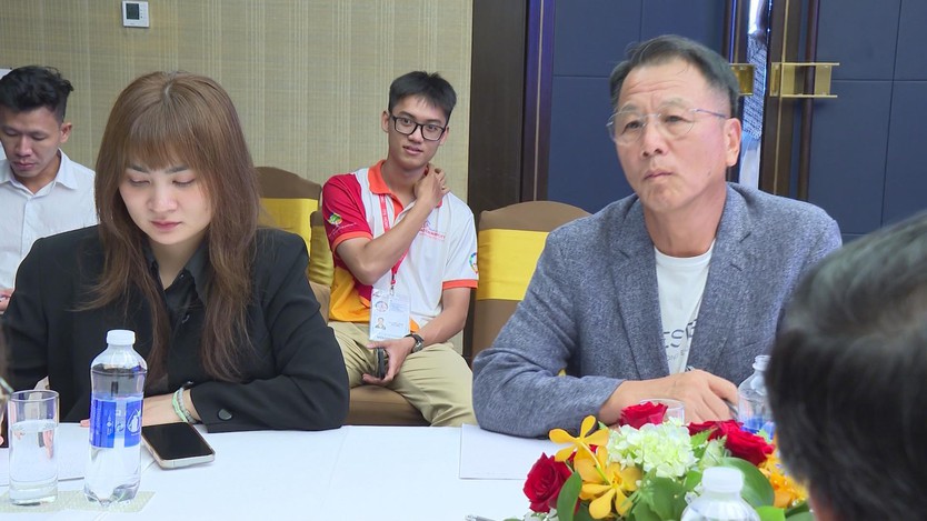 Phó Chủ tịch UBND TP.HCM Nguyễn Văn Dũng tiếp Giám đốc Khu vực Châu Á - Thái Bình Dương của Tổ chức Du lịch Liên hợp quốc - Ảnh 3.