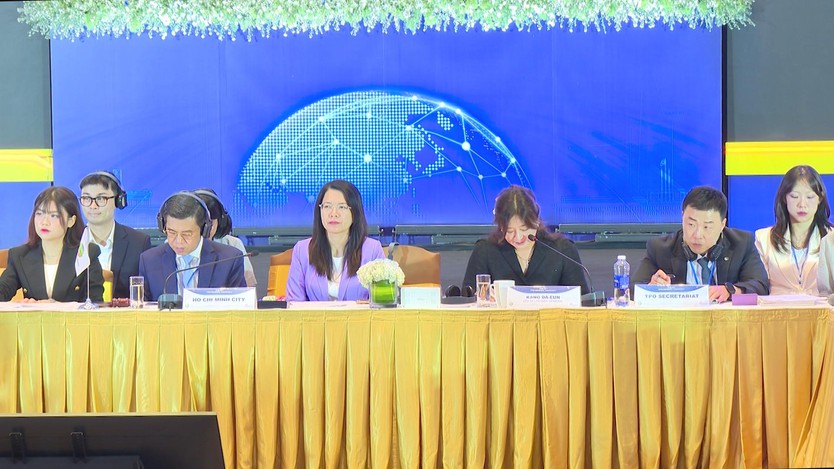 Phó chủ tịch UBND TP.HCM Nguyễn Văn Dũng điều hành hội nghị TPO về du lịch thông minh và xanh - Ảnh 3.