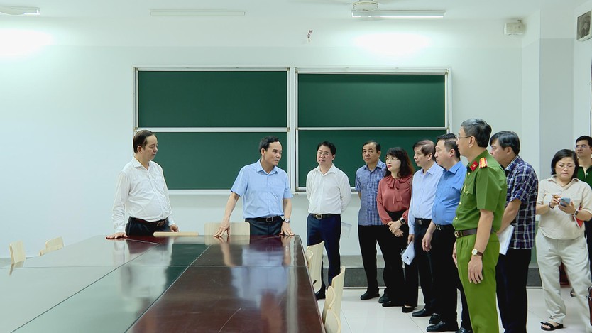 Bí thư Thành ủy TP.HCM kiểm tra công tác chuẩn bị, tổ chức Đại hội đại biểu Đảng bộ TP.HCM lần thứ I, nhiệm kỳ 2025-2030- Ảnh 5.