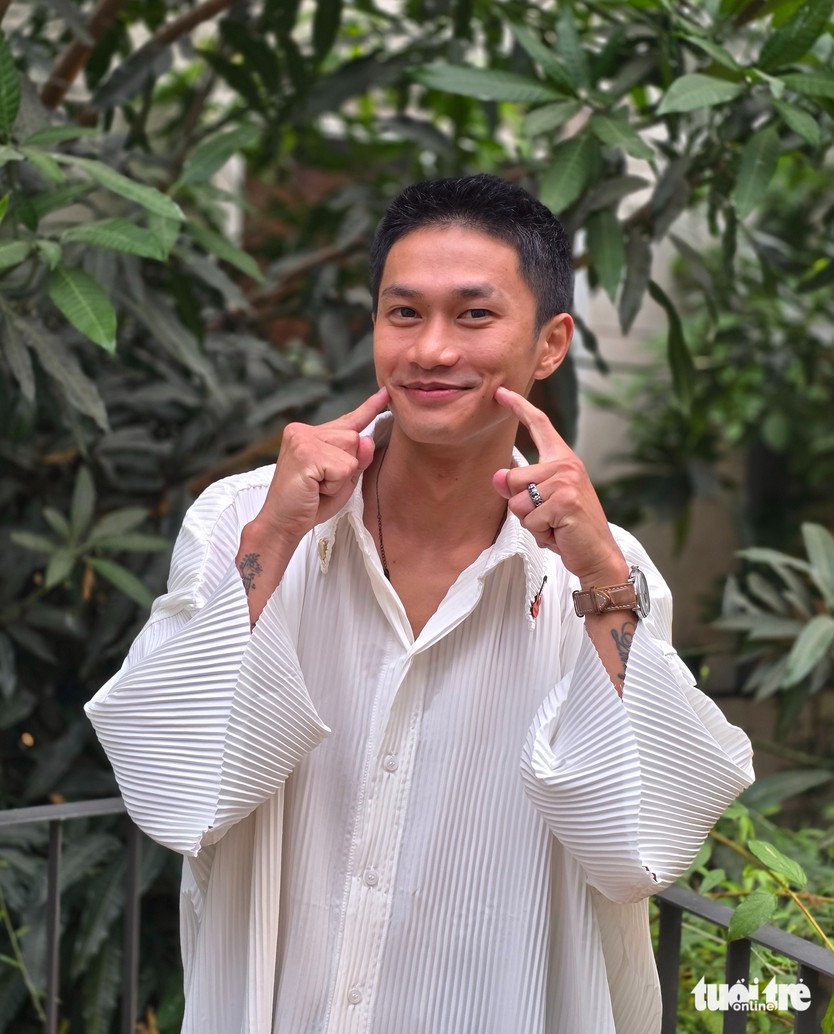 Nguyễn Hùng "Còn gì đẹp hơn" và "Mưa đỏ": Từ 5 khán giả đến concert quốc gia- Ảnh 2.