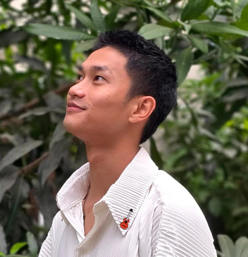 Nguyễn Hùng "Còn gì đẹp hơn" và "Mưa đỏ": Từ 5 khán giả đến concert quốc gia- Ảnh 3.