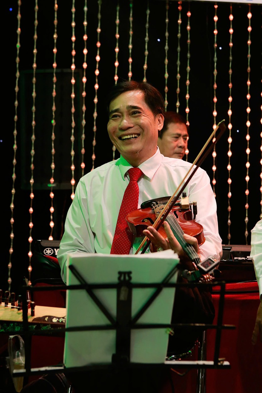 Những người “đánh động” ngân vang chuông vàng - Ảnh 5.