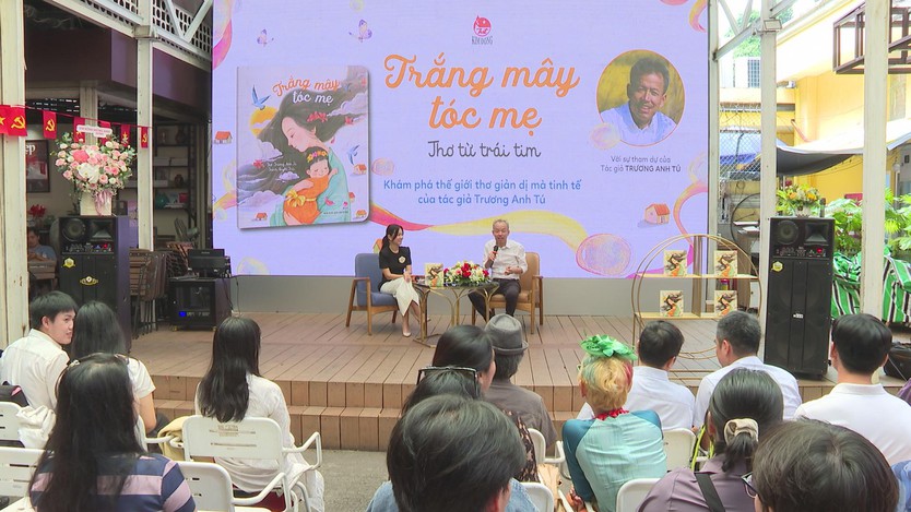 Tập thơ “Trắng mây tóc mẹ” chan chứa tình yêu quê hương, gia đình - Ảnh 1.