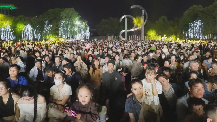 Pháo hoa thắp sáng niềm tin về khát vọng phát triển trong năm 2026- Ảnh 3.