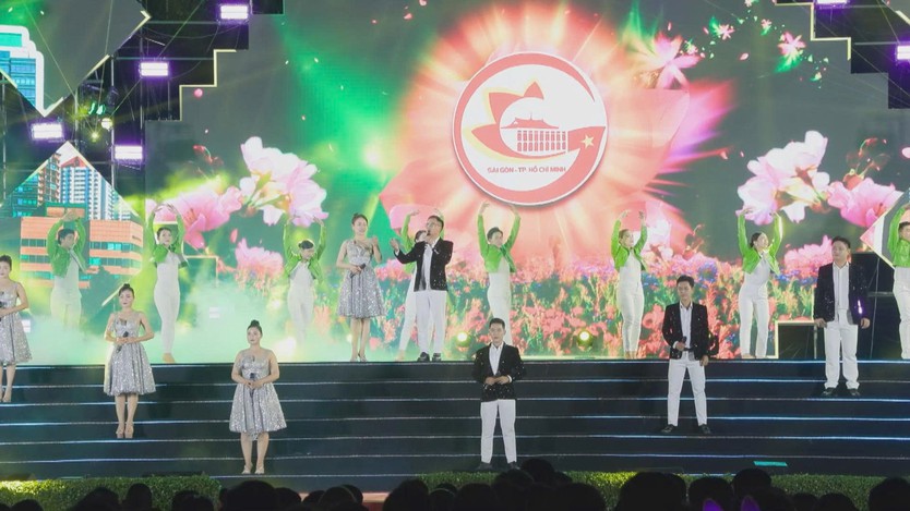 Pháo hoa thắp sáng niềm tin về khát vọng phát triển trong năm 2026- Ảnh 1.