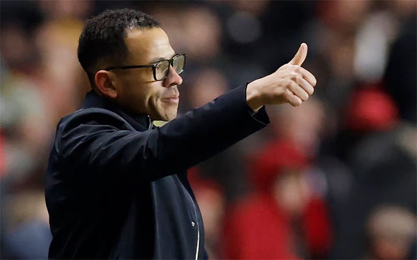 Chelsea thắng đậm trong ngày ra mắt tân huấn luyện viên Rosenior - Ảnh 1.