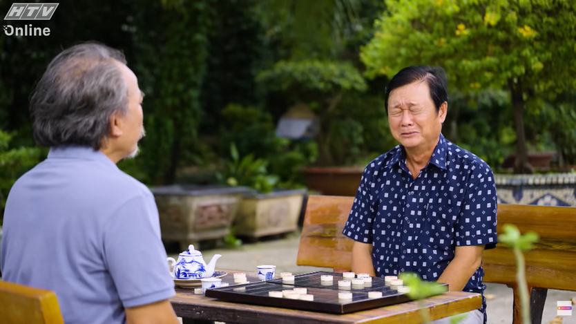 Lẹ không trễ tàu: "Hạ thủ bất hoàn" và chuyện đời tàn tệ như bàn cờ - Ảnh 2.