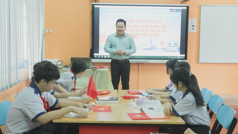 Nhà giáo trẻ Lê Minh Quân: Người "truyền lửa" đam mê học Sử  - Ảnh 2.