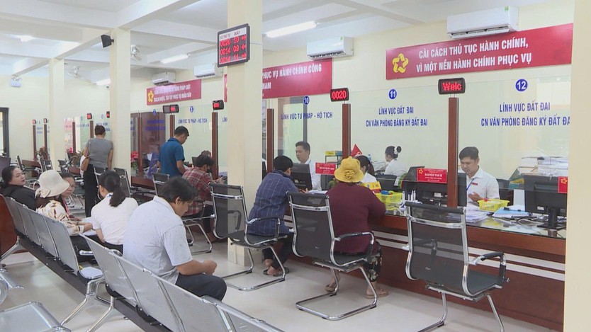 Cải cách từ cơ sở, người dân được hưởng lợi - Ảnh 3.