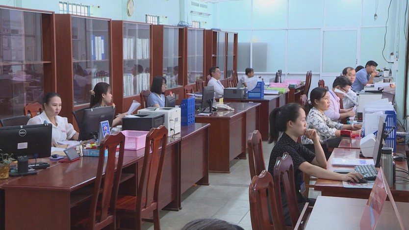 Cải cách từ cơ sở, người dân được hưởng lợi - Ảnh 4.