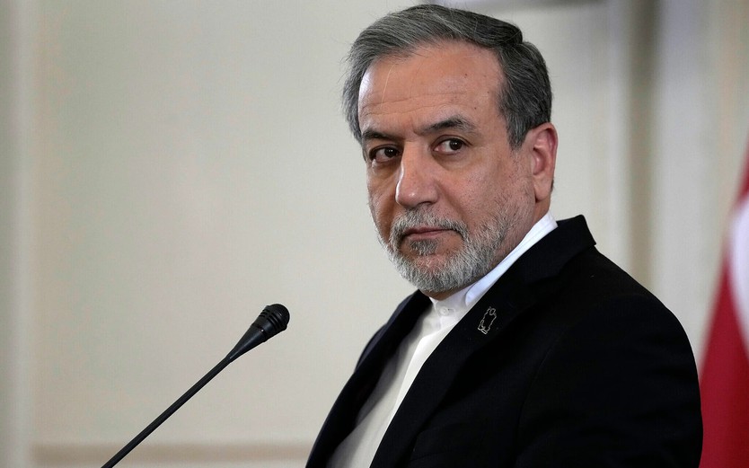 Iran: Sẵn sàng đáp trả nếu Mỹ tấn công, nhưng vẫn mở cửa đàm phán - Ảnh 1.