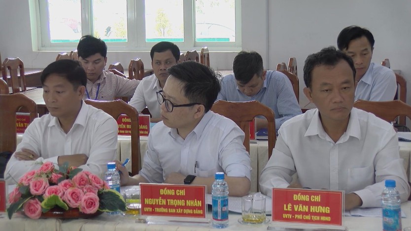 Giám sát việc vận hành chính quyền địa phương 2 cấp và công tác chuẩn bị bầu cử tại xã Thường Tân - Ảnh 3.
