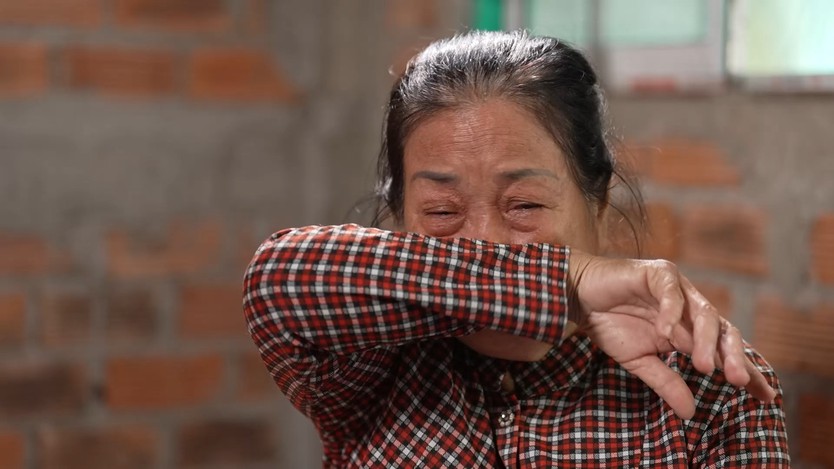 Bích Tuyền mồ côi cha mẹ, sống cùng ông bà nội lớn tuổi - Ảnh 4.