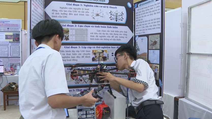 Nhiều dự án nghiên cứu đột phá tại vòng tuyển chọn Cuộc thi Khoa học kỹ thuật quốc gia - Ảnh 1.
