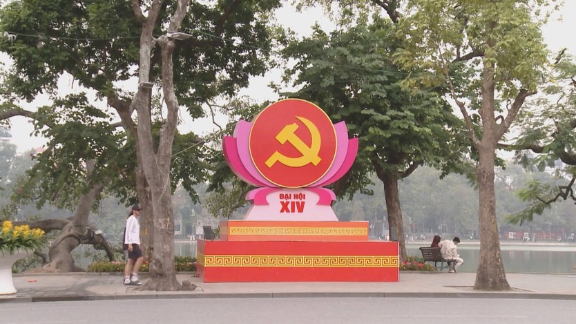 Hà Nội trang hoàng chào mừng Đại hội đại biểu toàn quốc lần thứ XIV của Đảng - Ảnh 3.