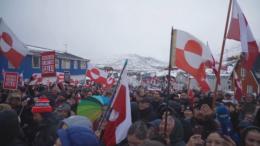 Người dân Đan Mạch phản đối ông Trump muốn kiểm soát Greenland - Ảnh 3.